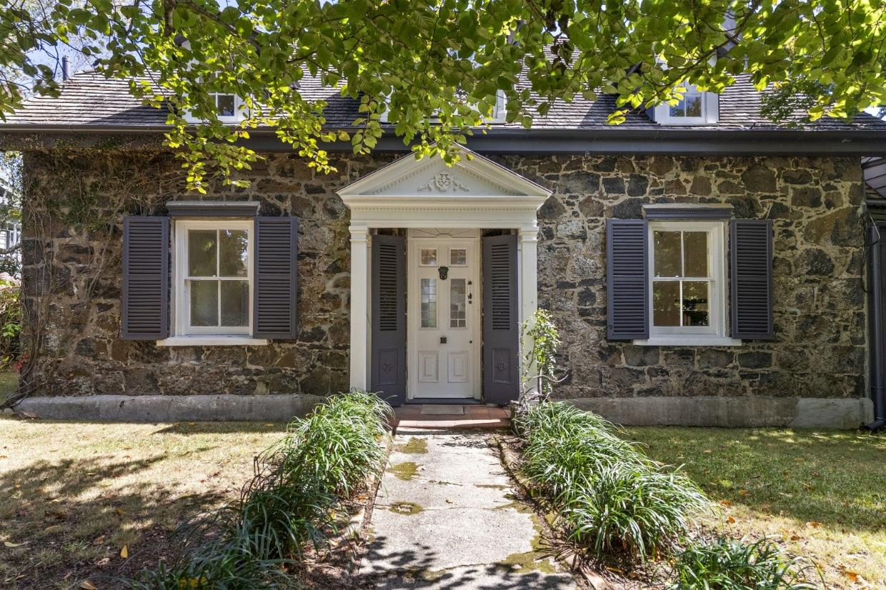 Beautiful Georgian style house 