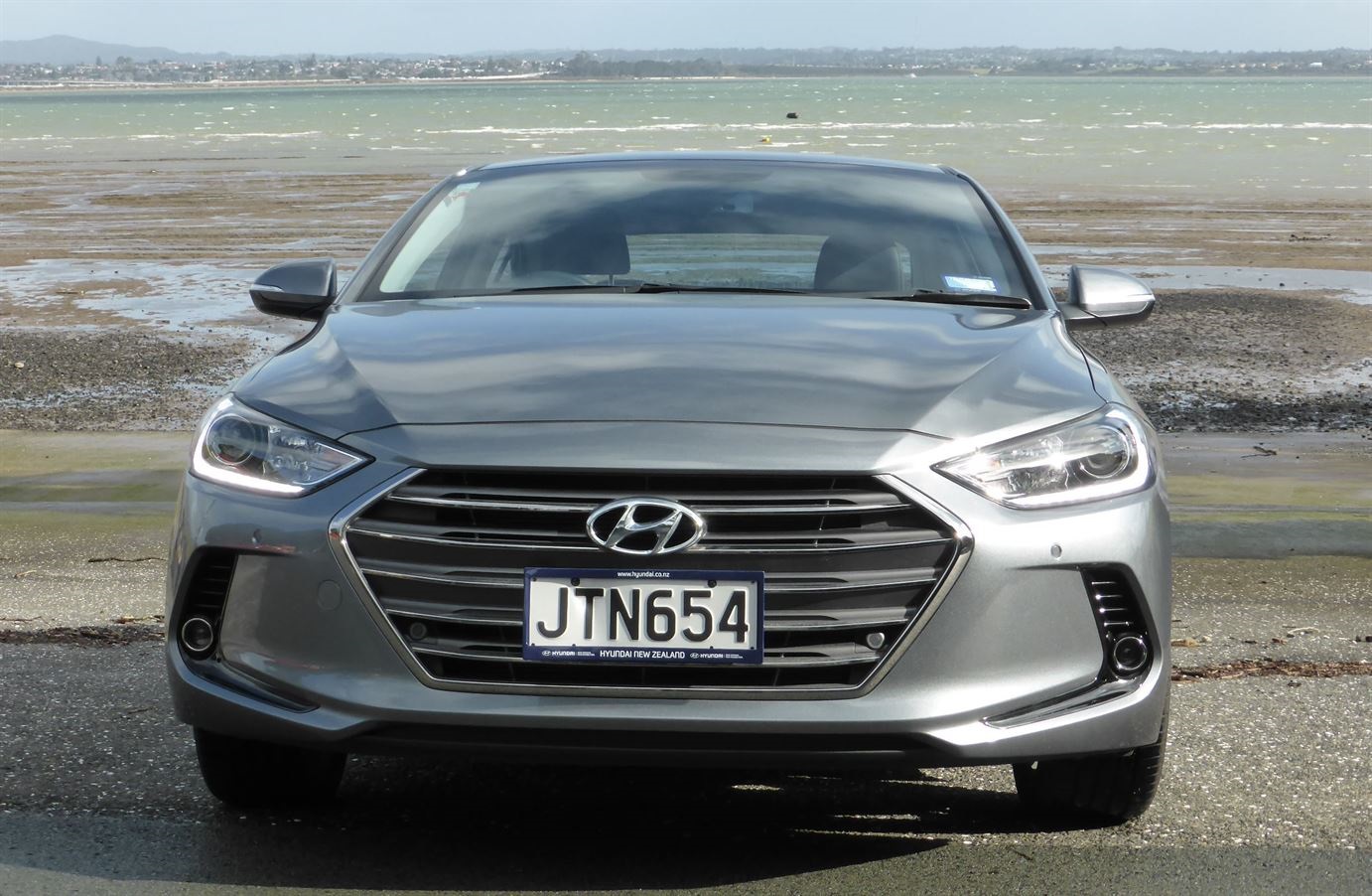 Hyundai Elantra 2016 Front