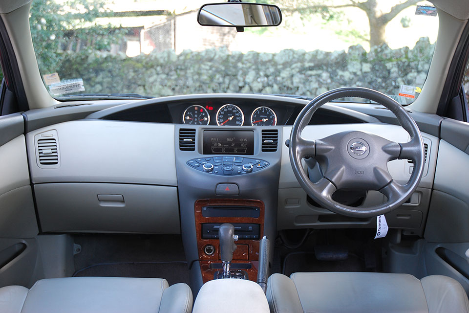 Nissan Primera 2006 Interior