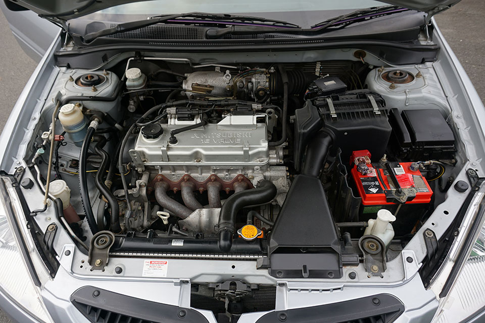 Mitsubishi Lancer 2004 Engine