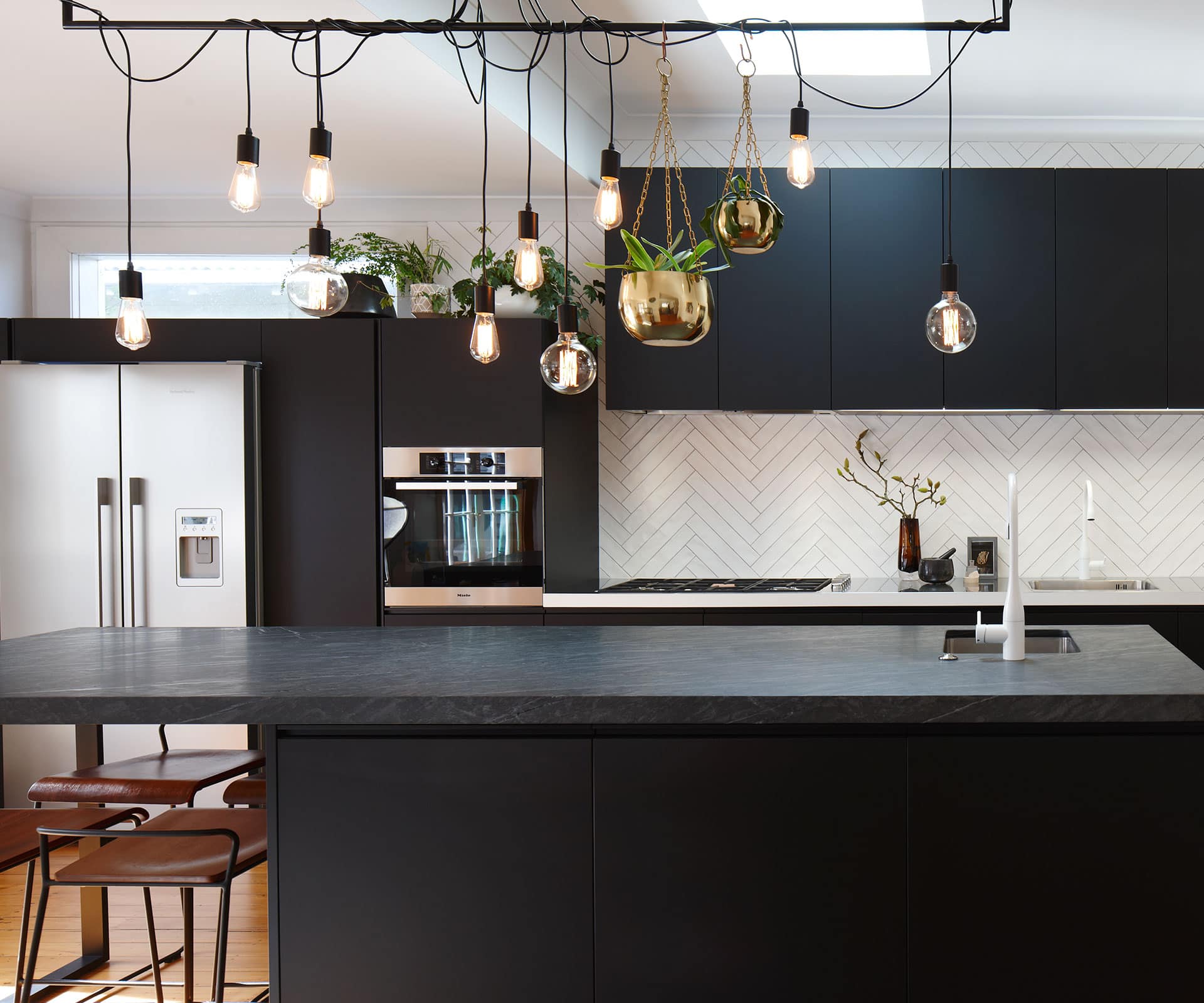 Black and white kitchen