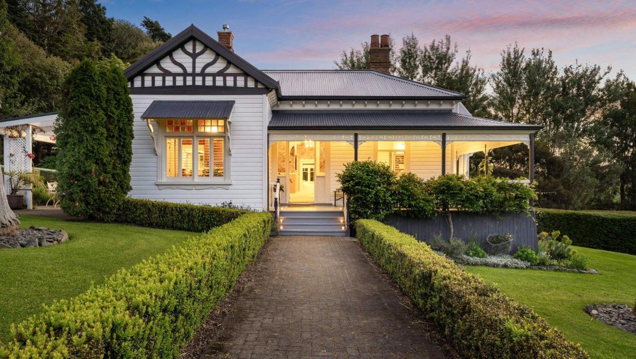 The home was moved to Warkworth from Mt Eden.