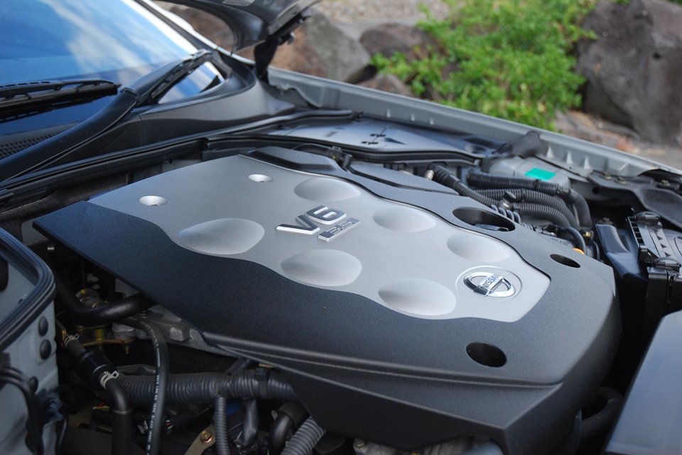 Nissan Skyline 350gt Engine