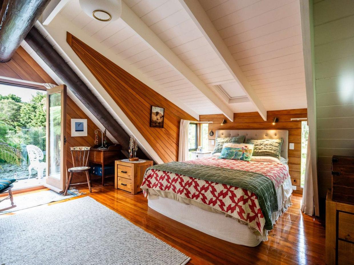 one of the five bedrooms 