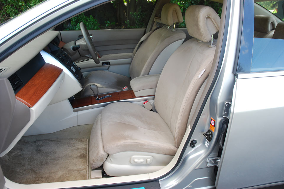 Nissan Teana 2005 Front Seats