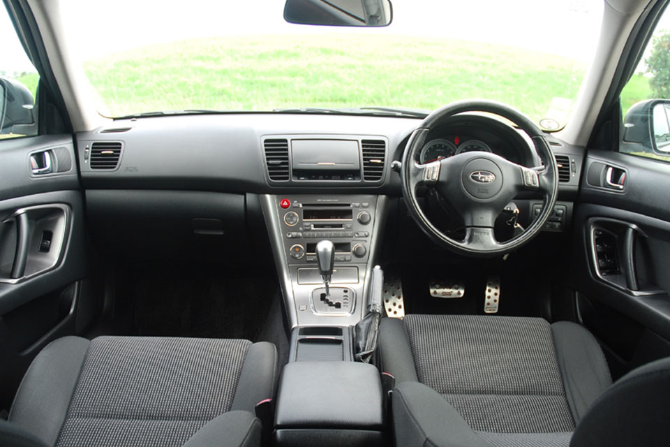 Subaru Outback 2005 Interior