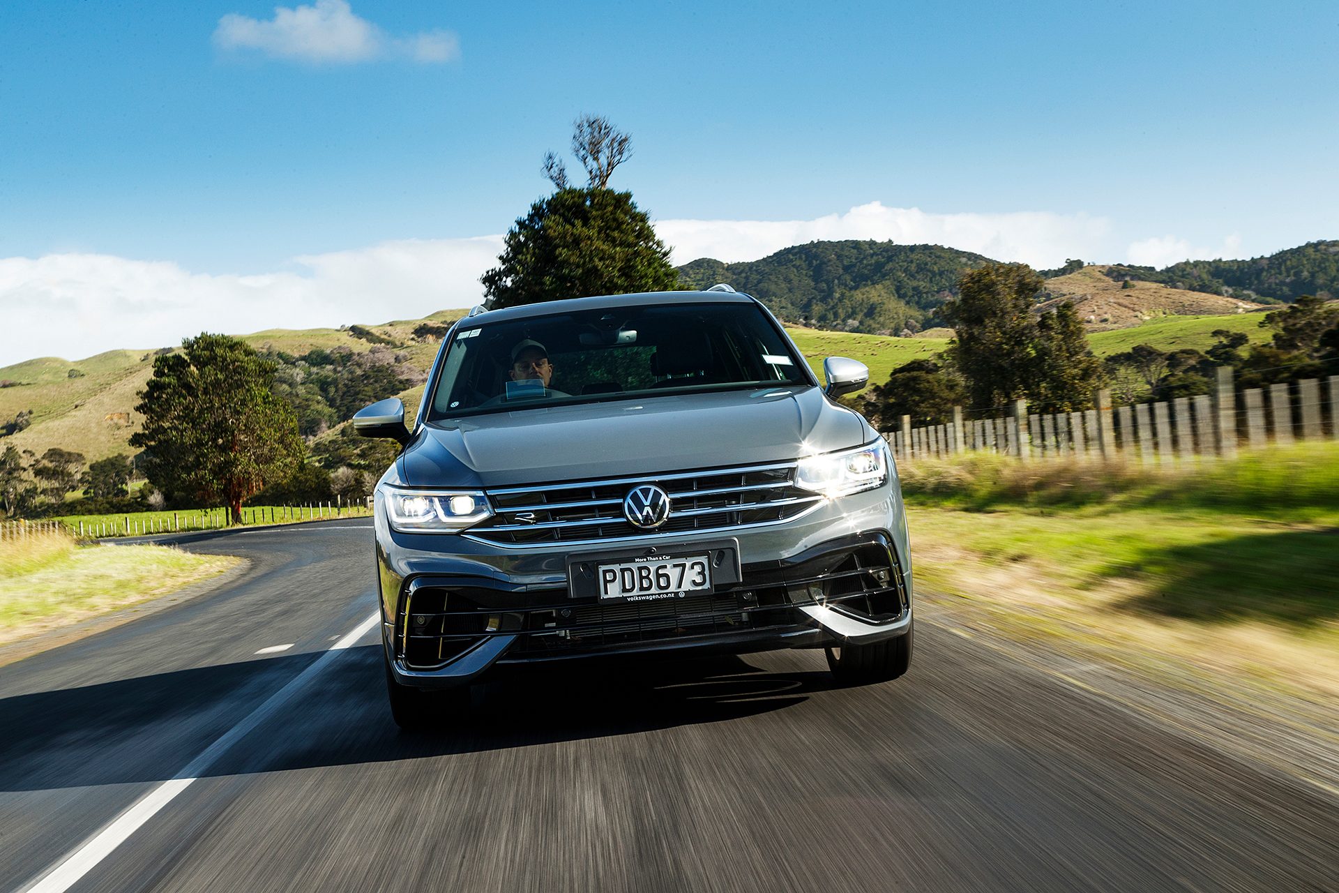 2022 Volkswagen Tiguan R Full Front Action