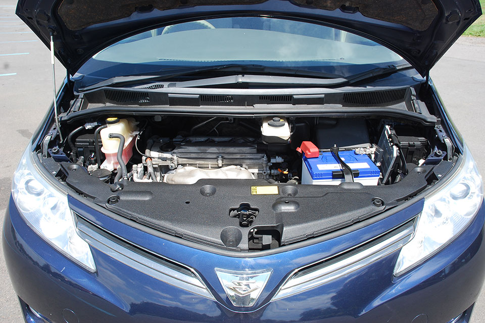 Toyota Estima 2012 Engine