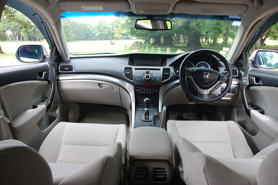 Honda Accord 2009 Front Interior