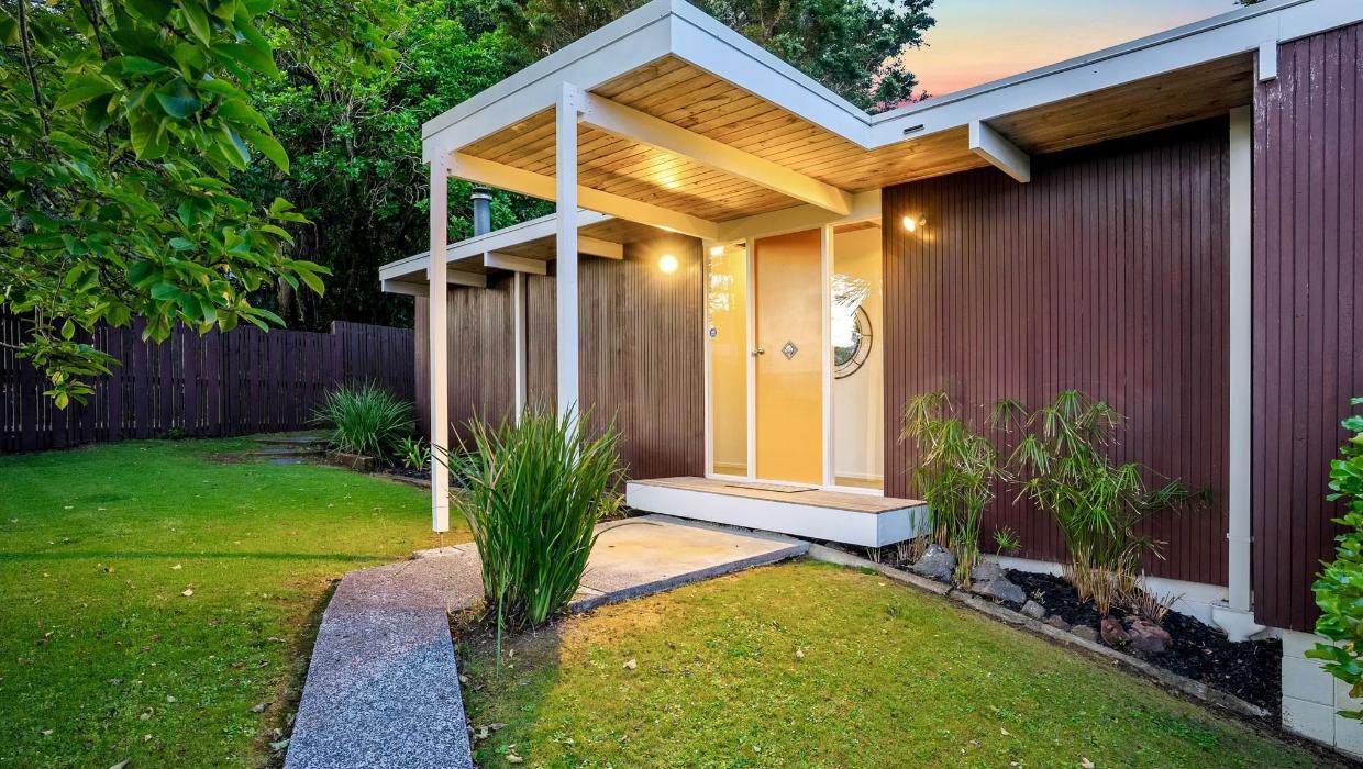 Photo of front door of Hillcrest home