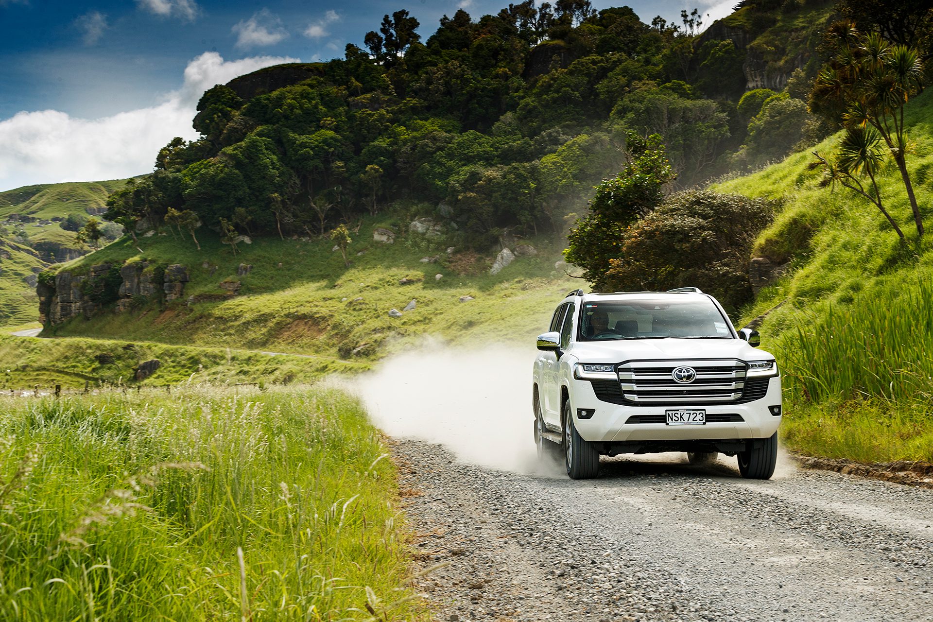 Toyota-Landcruiser-VX-Ltd