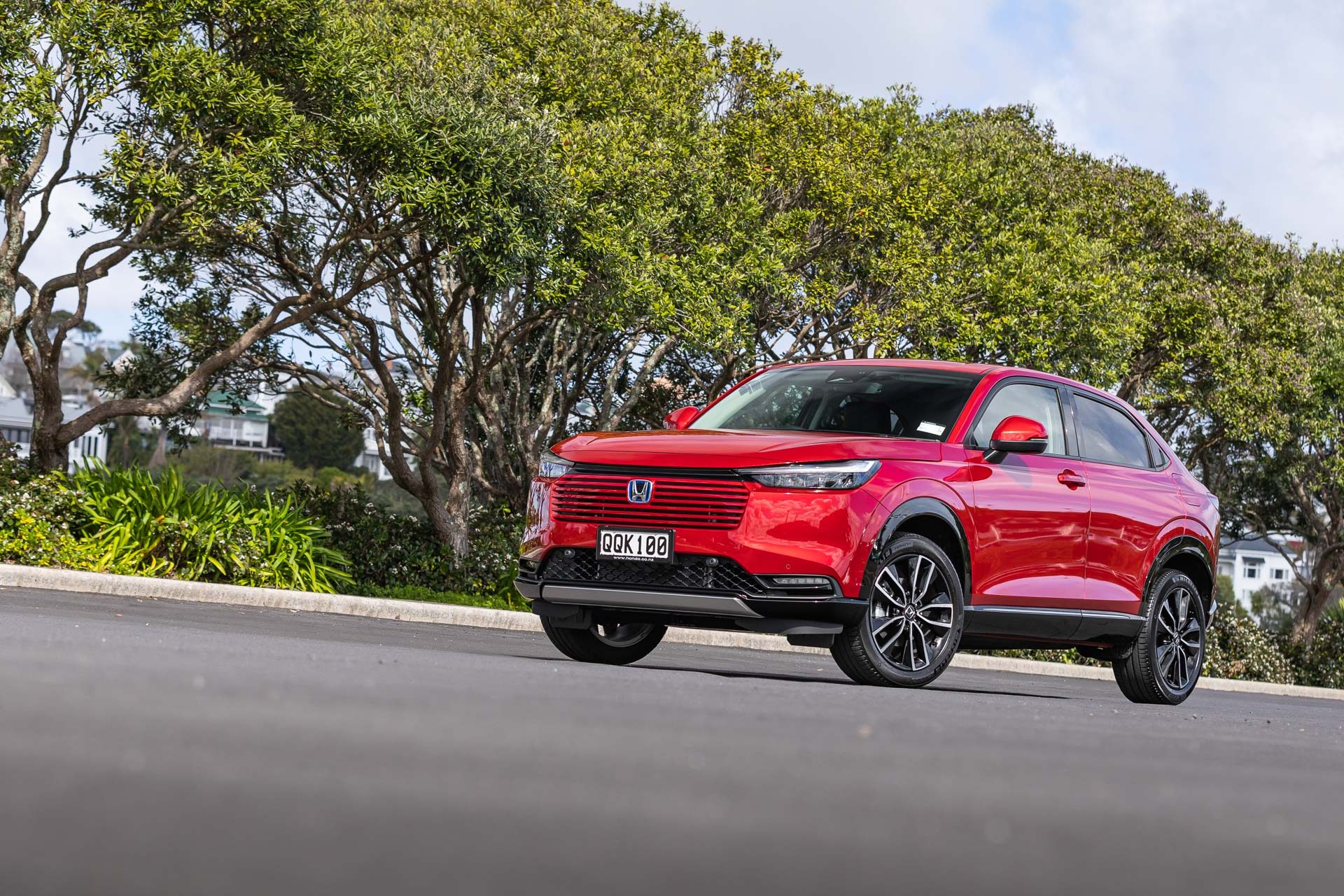 Honda-HR-V-Sport-front-quarter.jpg Honda-HR-V-Sport-front-quarter