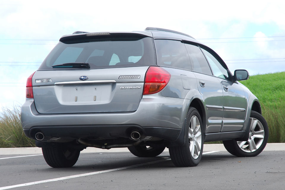 Subaru Outback 2005 Rear Exterior