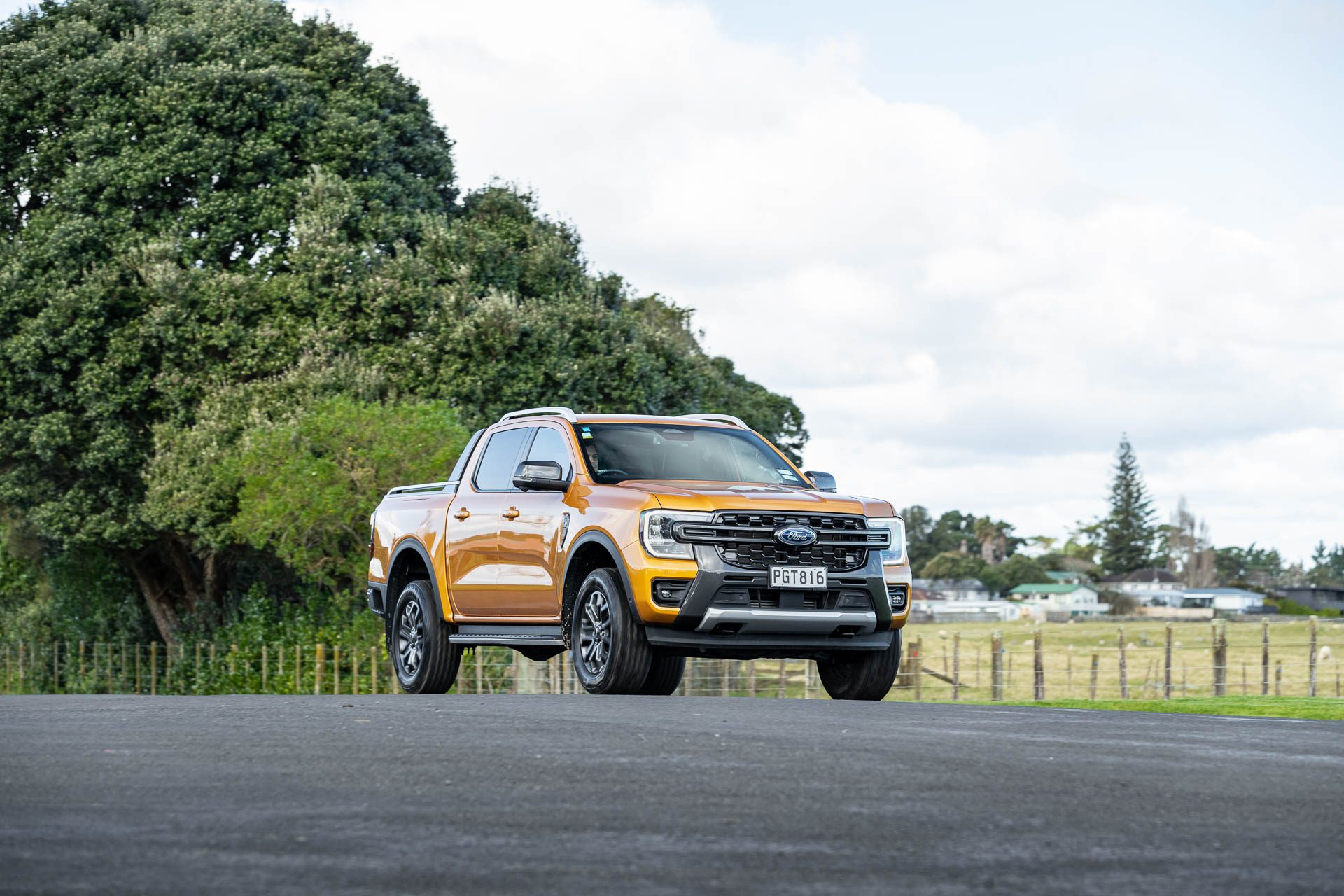 2023 Ford Ranger action panning shot