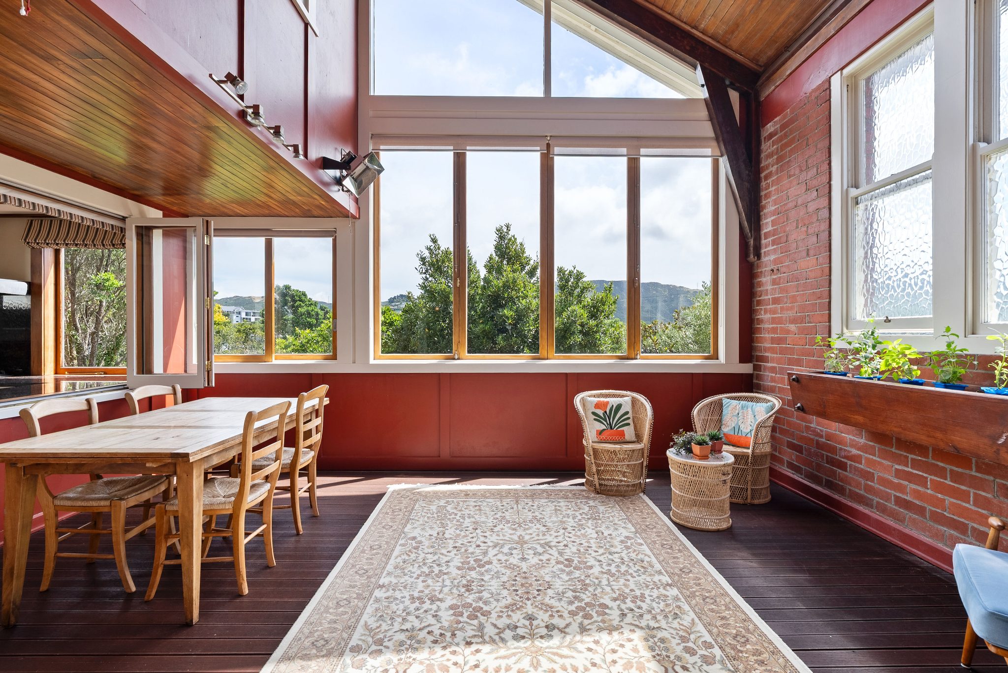 Big windows for a heavenly view.