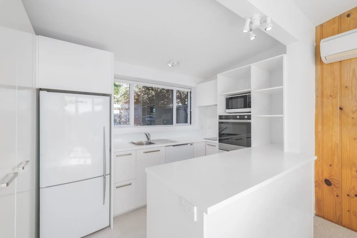 Kitchen of Sumner bach