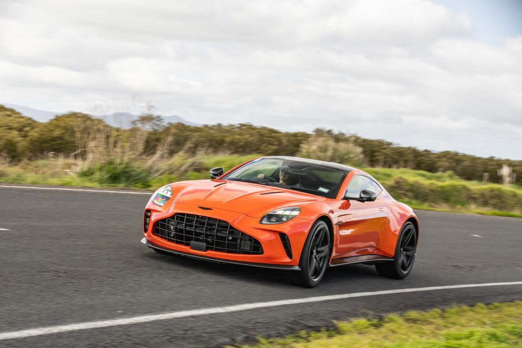 Aston-Martin-Vantage-cornering-panning