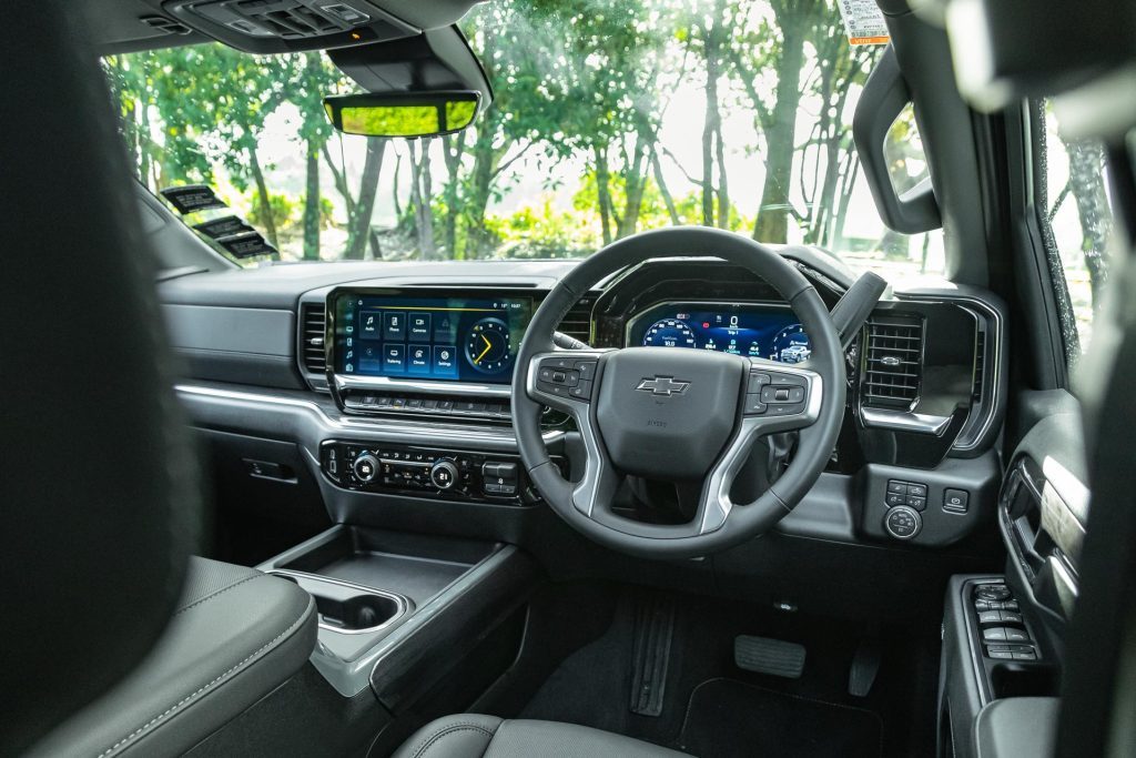 Chevrolet-Silverado-2500-HD-LTZ-front-interior-view