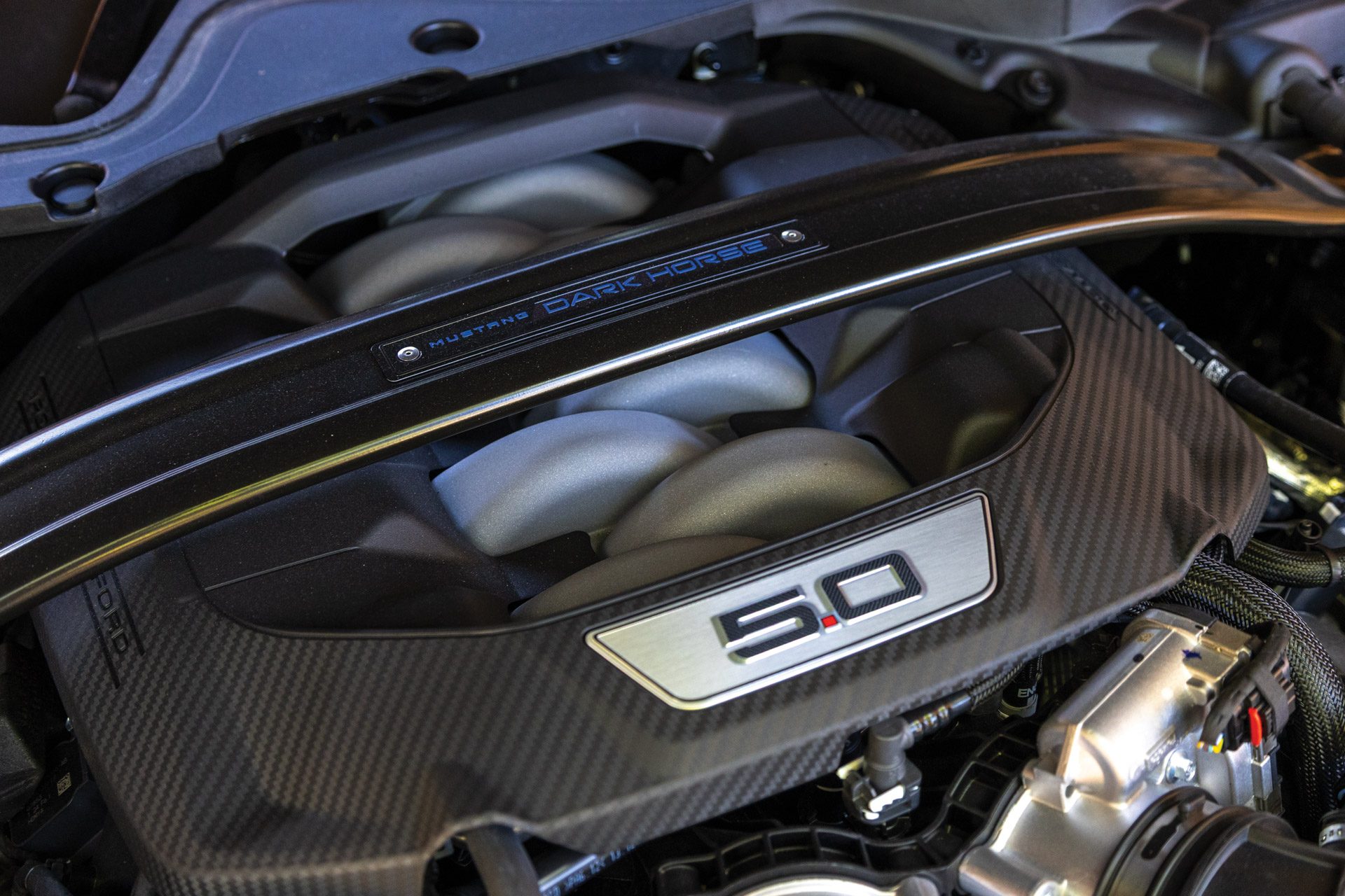 Dark horse engine