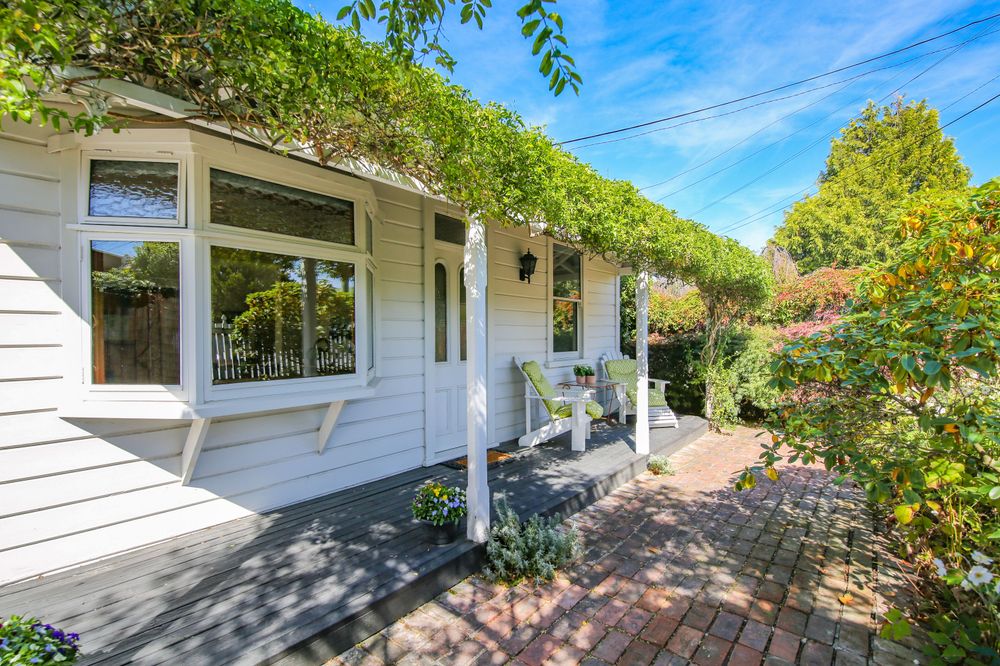 Photo of the cottage from outside