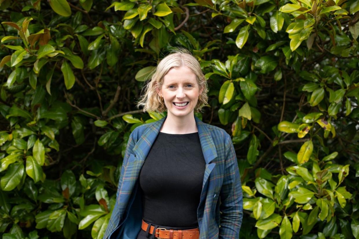 Mayor Peri Zee