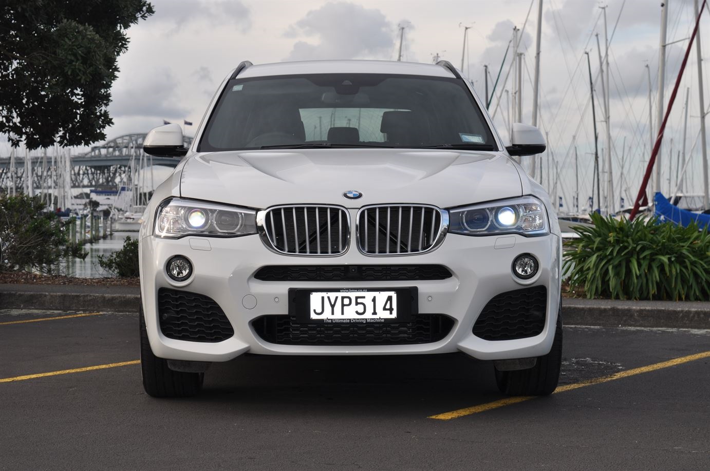 BMW X3 28i Front