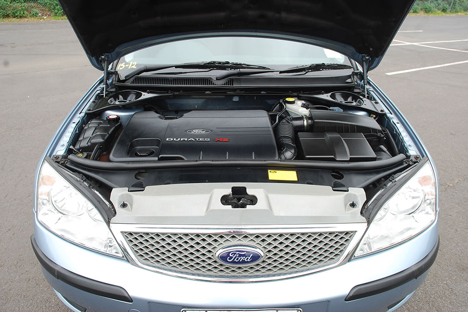 Ford Mondeo 2005 Engine