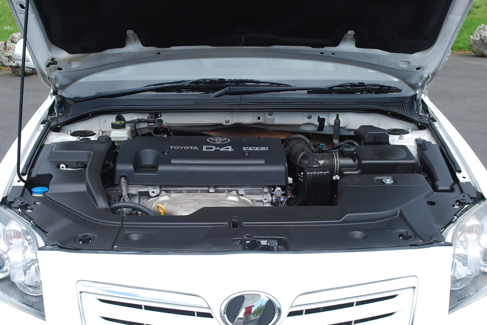 Toyota Avensis 2007 Engine