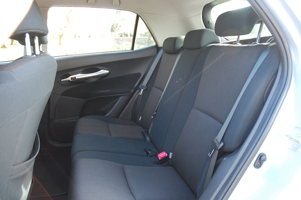 Toyota Corolla 2010 Rear Seats