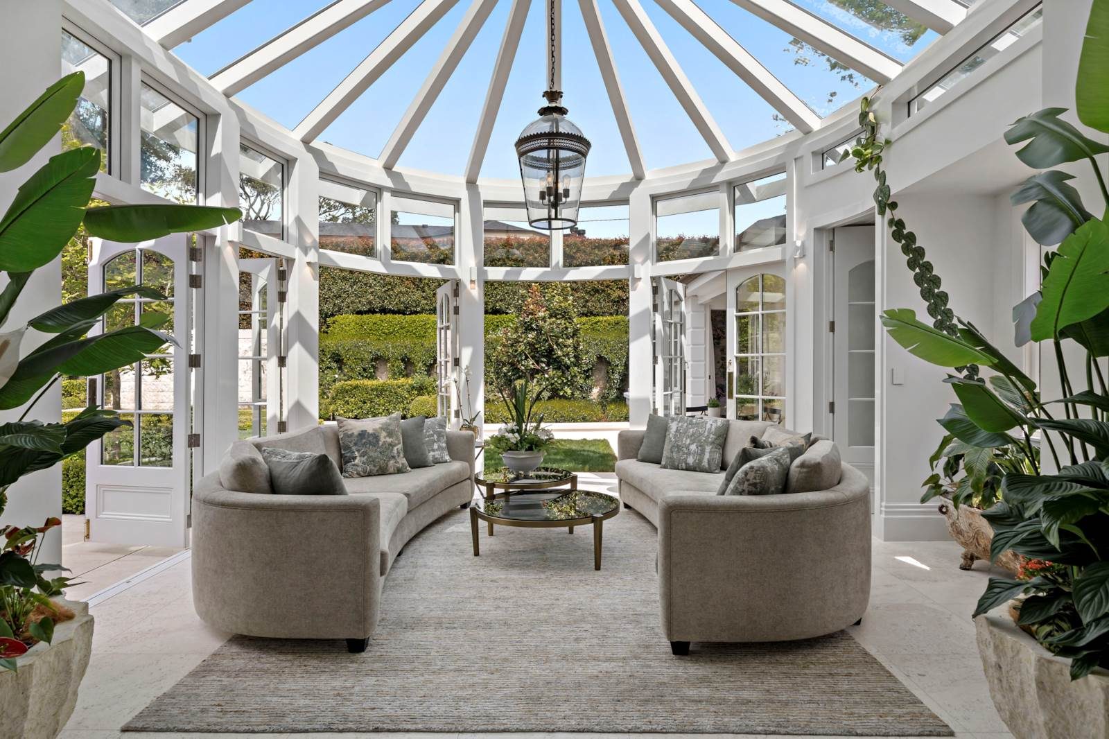 Interior of 33 Arney Crescent