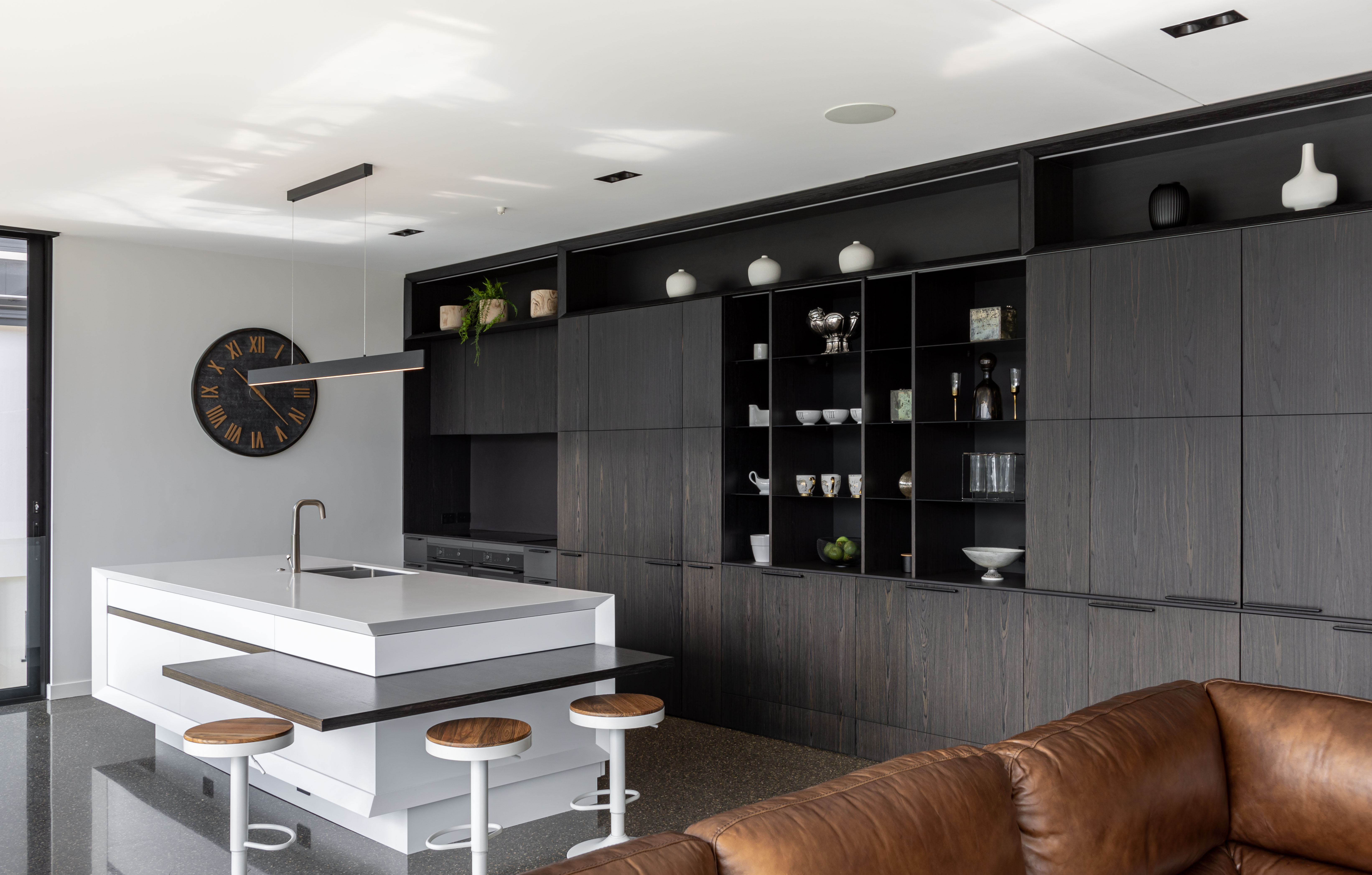 A monochromatic kitchen by Margaret Young Design. Image: John Williams