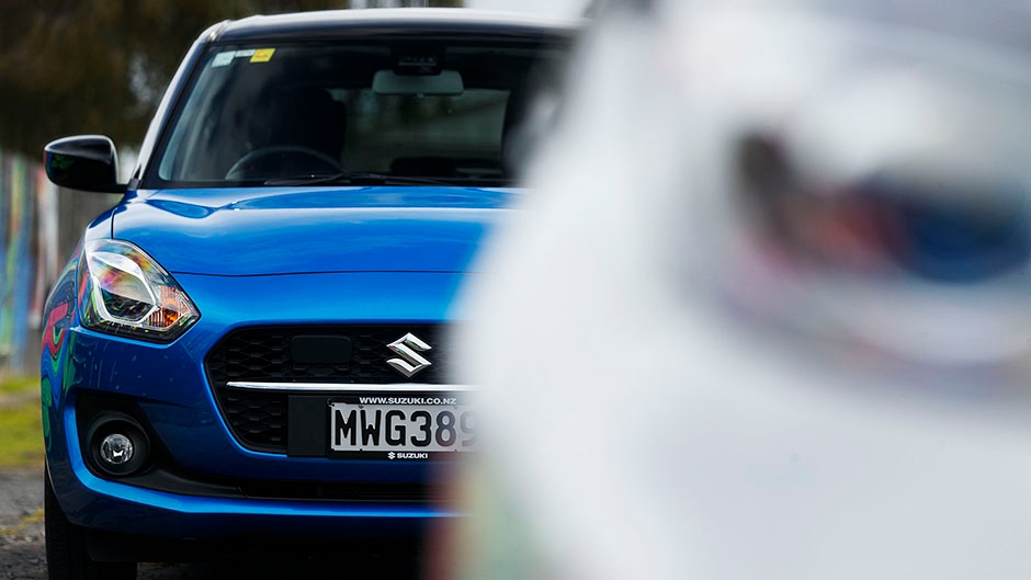 2020 Suzuki Swift Hybrid headlight