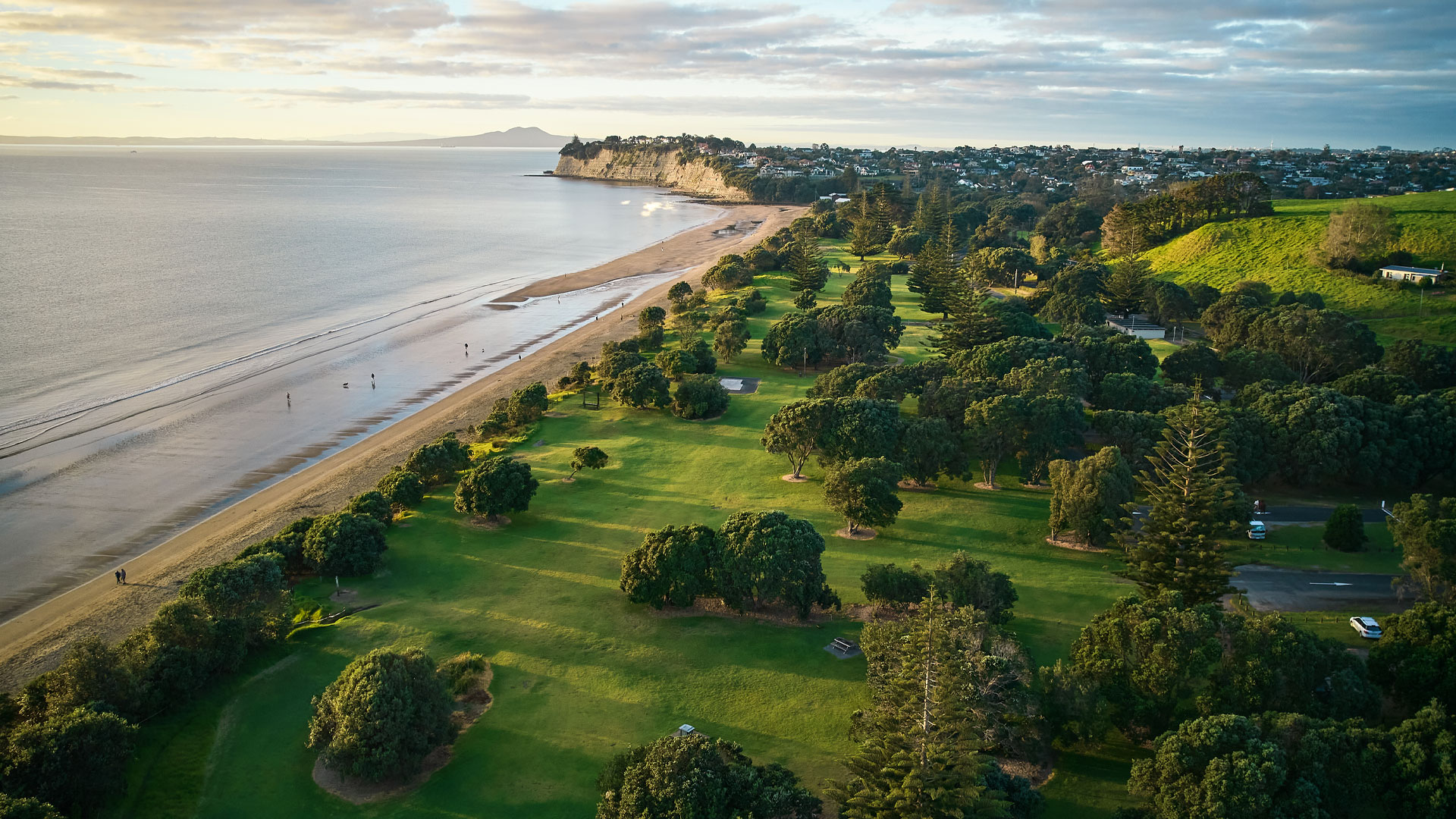 A view of the northern beaches of the Auckland region.