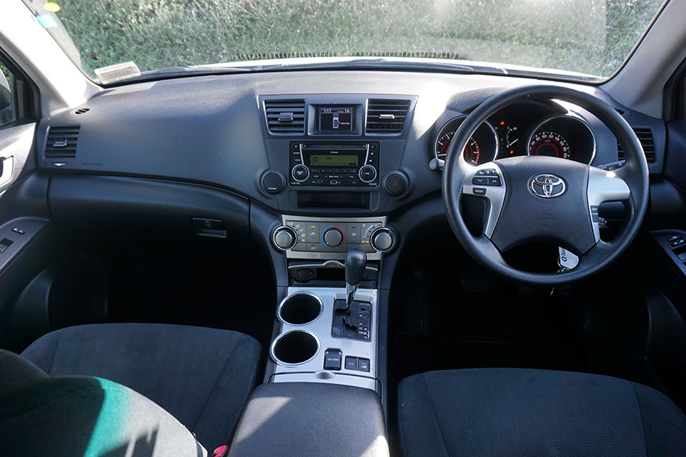 Toyota Highlander 2012 Interior