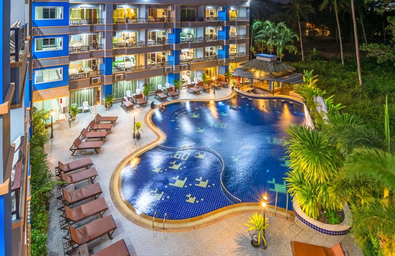 Swimming pool