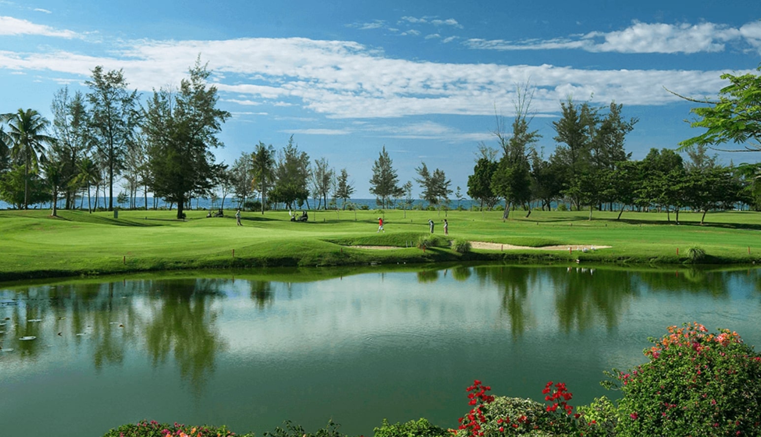 Nexus_Golf_Resort_Karambunai_1.jpg