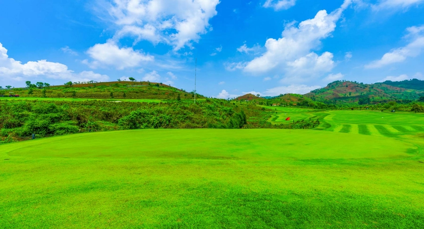 hole-14.jpg