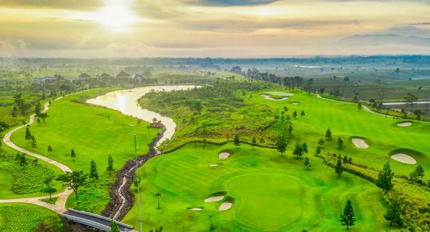 hole-10.jpg