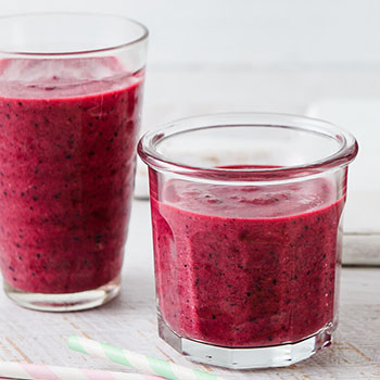 wholegrains-carousel_0003_SANI012_WBBTSSept-BeetBerrySmoothie_889-HiRes.jpeg