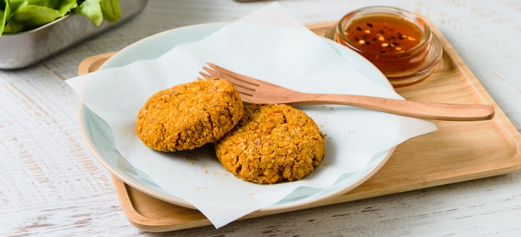 Baked carrot & chickpea patties