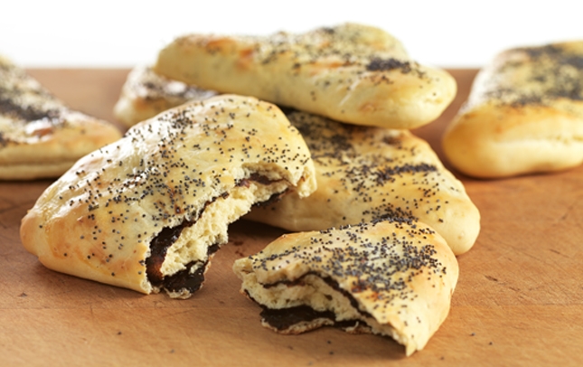 Marmite™ ‘yeah naan’ bread