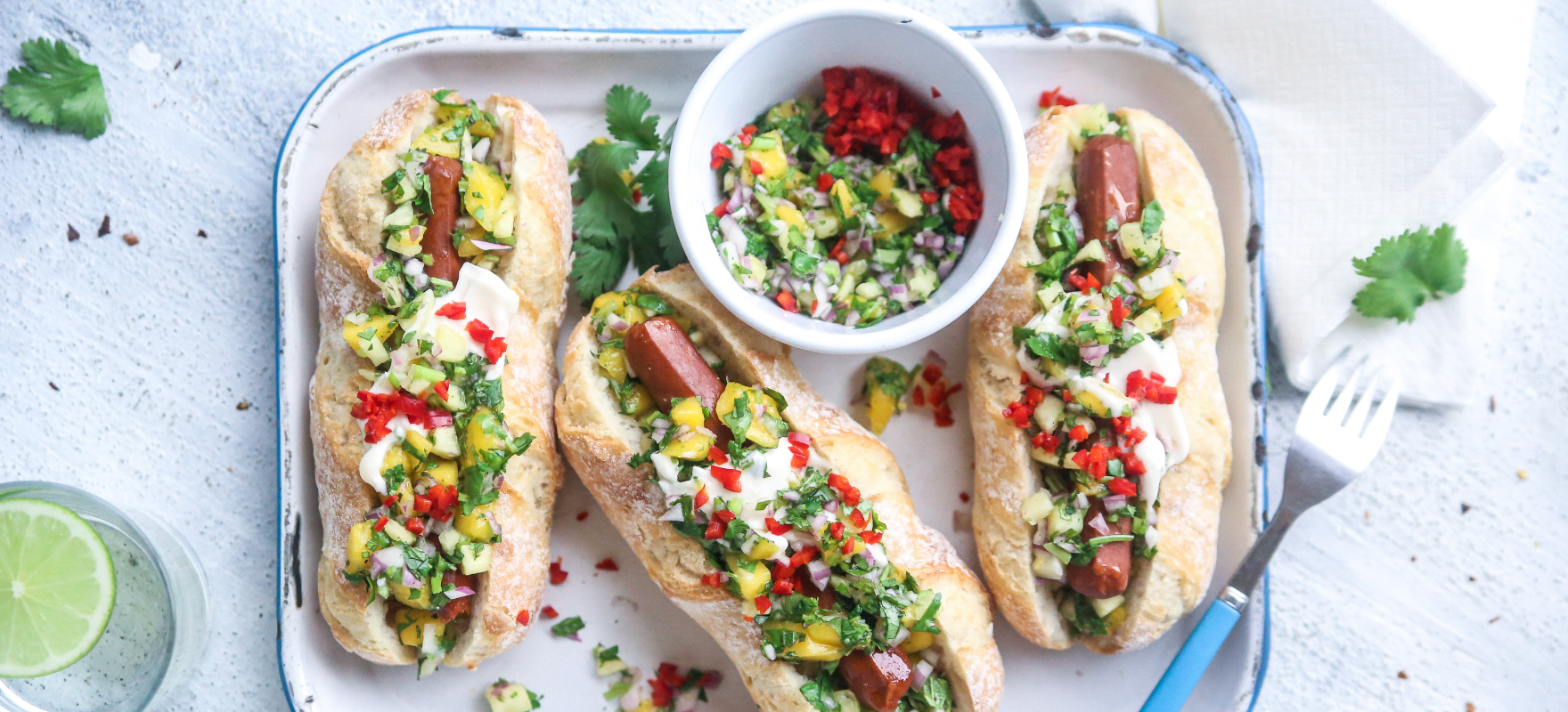 Hot dog with chilli and coriander salsa, Recipe