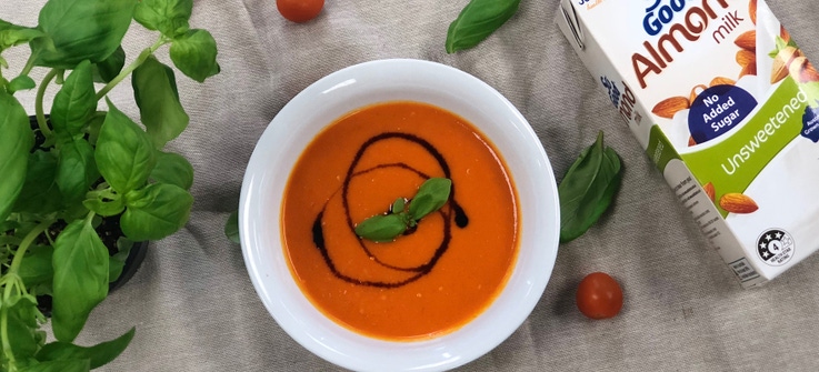 Fresh creamy tomato soup