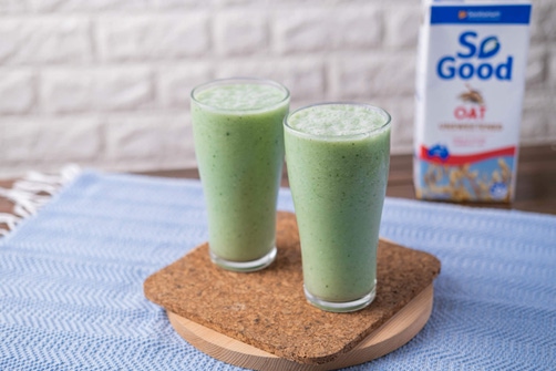Smoothie à la noix de coco et à l’ananas