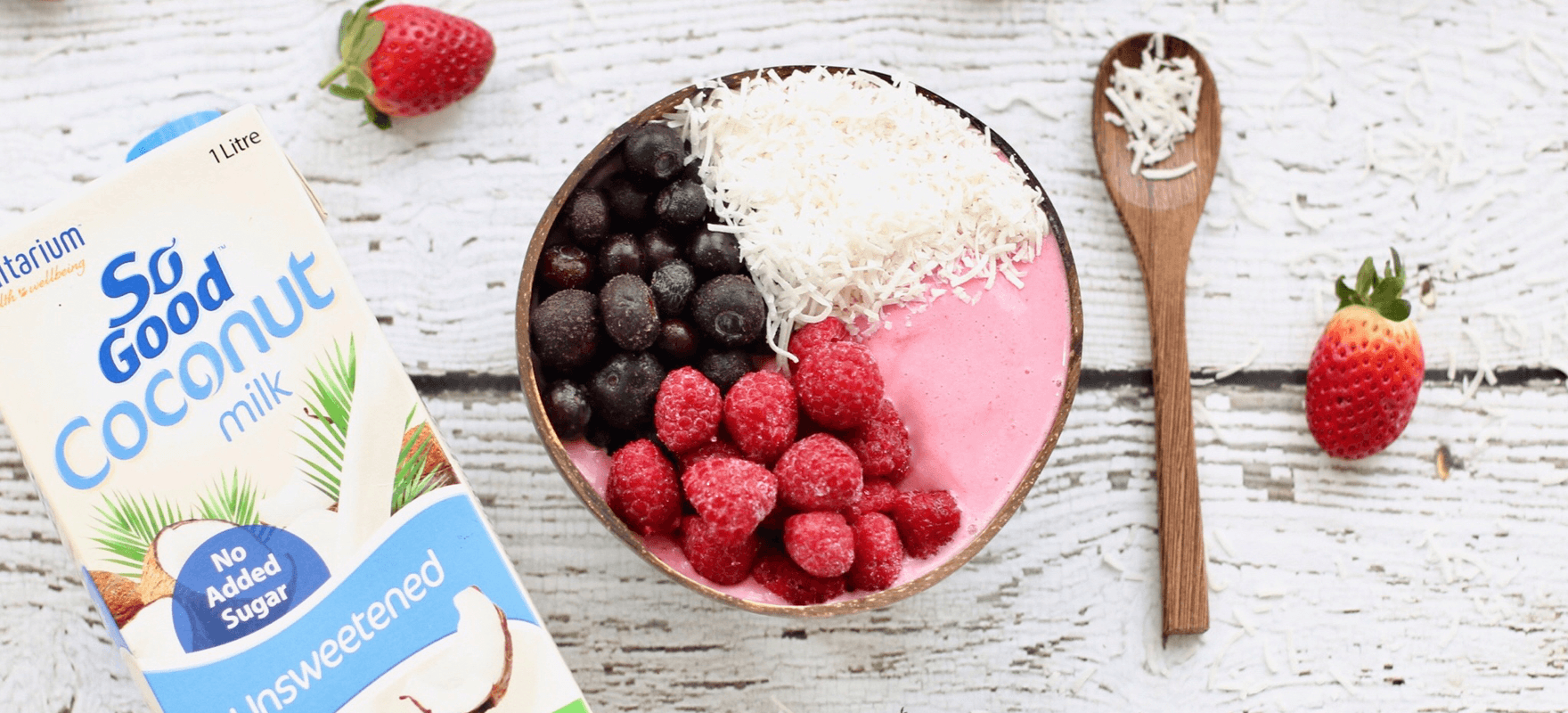 Mixed berry smoothie bowl