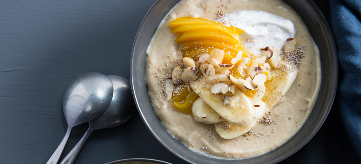 Millet and banana smoothie bowl