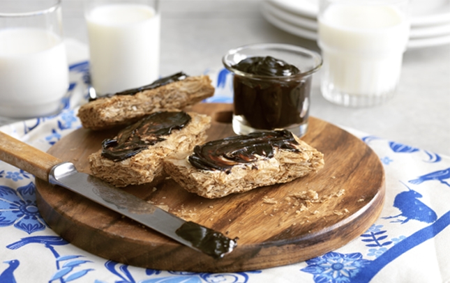 Marmite™ Weet-Bix™ combo