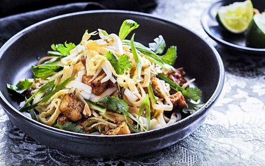 Vegetarian pad thai