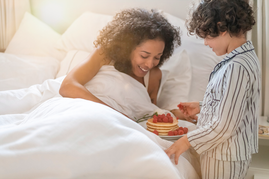 mothers_day_breakfast_in_bed.png
