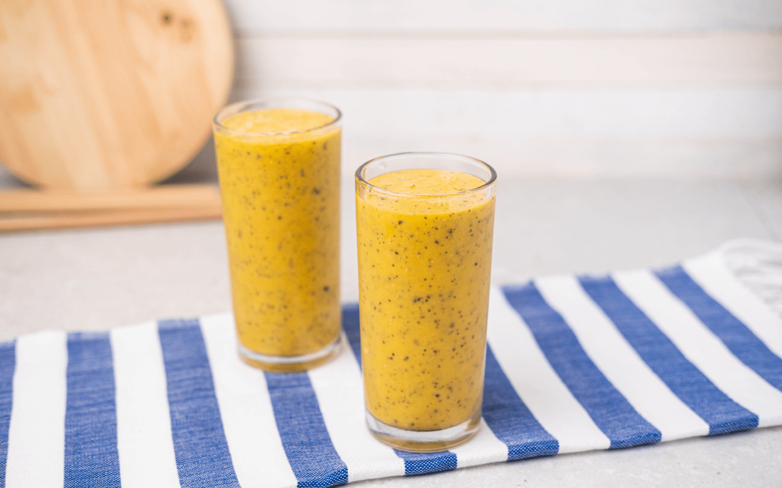 芒果百香果冰沙